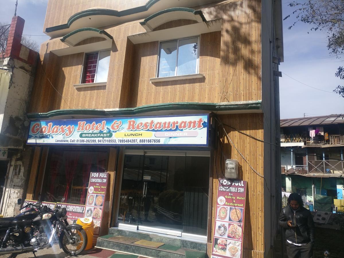 Galaxy Hotel & Restaurant Lansdowne Exterior foto